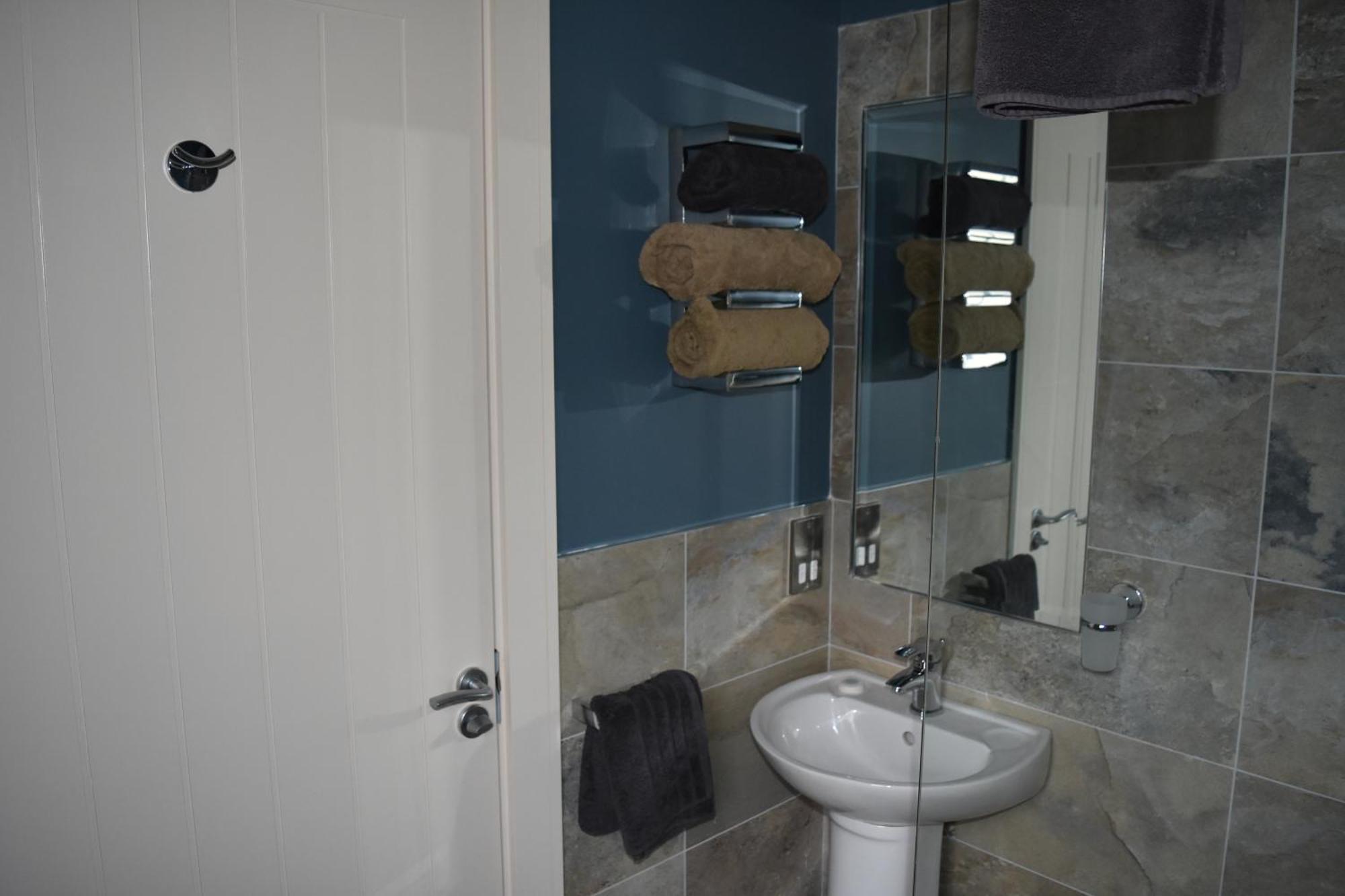 Round Tower Hotel Ardmore  Room photo